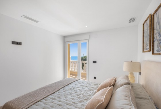 Resale - Apartment / flat - Torrevieja - La Mata pueblo