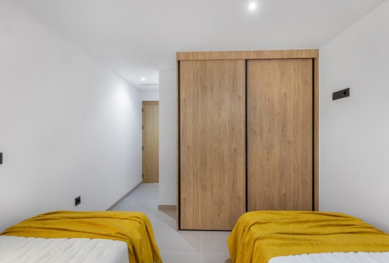 Resale - Apartment / flat - Torrevieja - La Mata pueblo