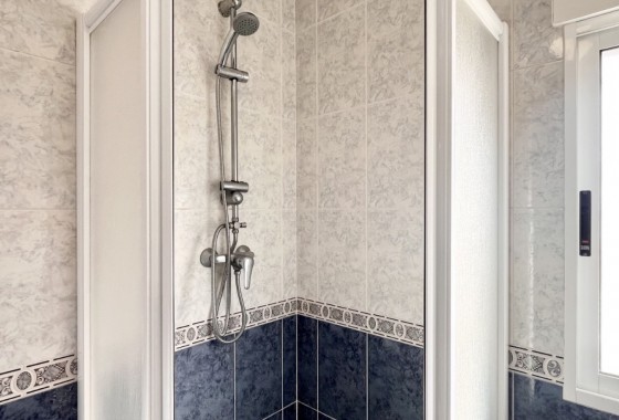 Revente - Villa - Torrevieja - La Siesta - El Salado -  Torreta