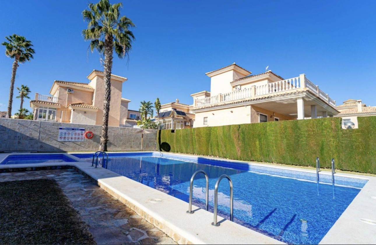 Reventa - Chalet - Orihuela Costa - Los Altos