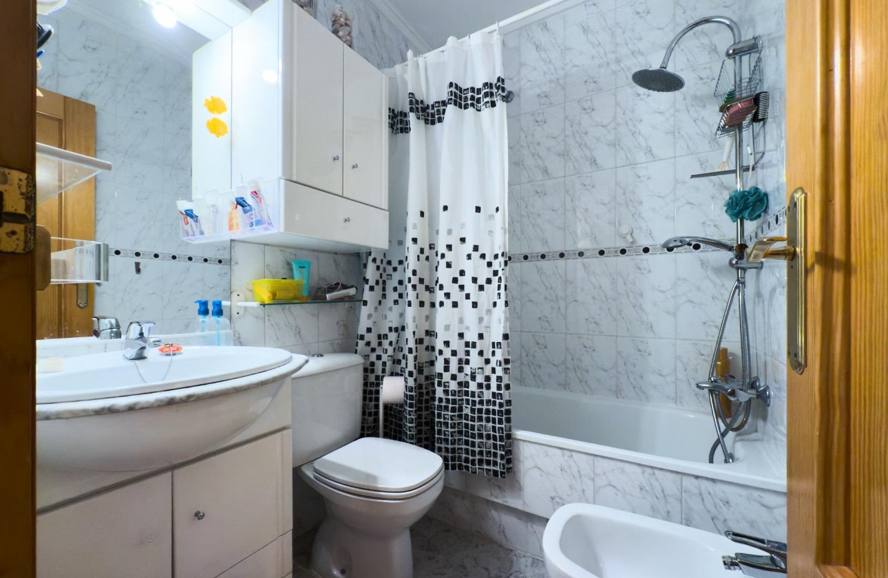 Revente - Appartement - Torrevieja - La Mata pueblo