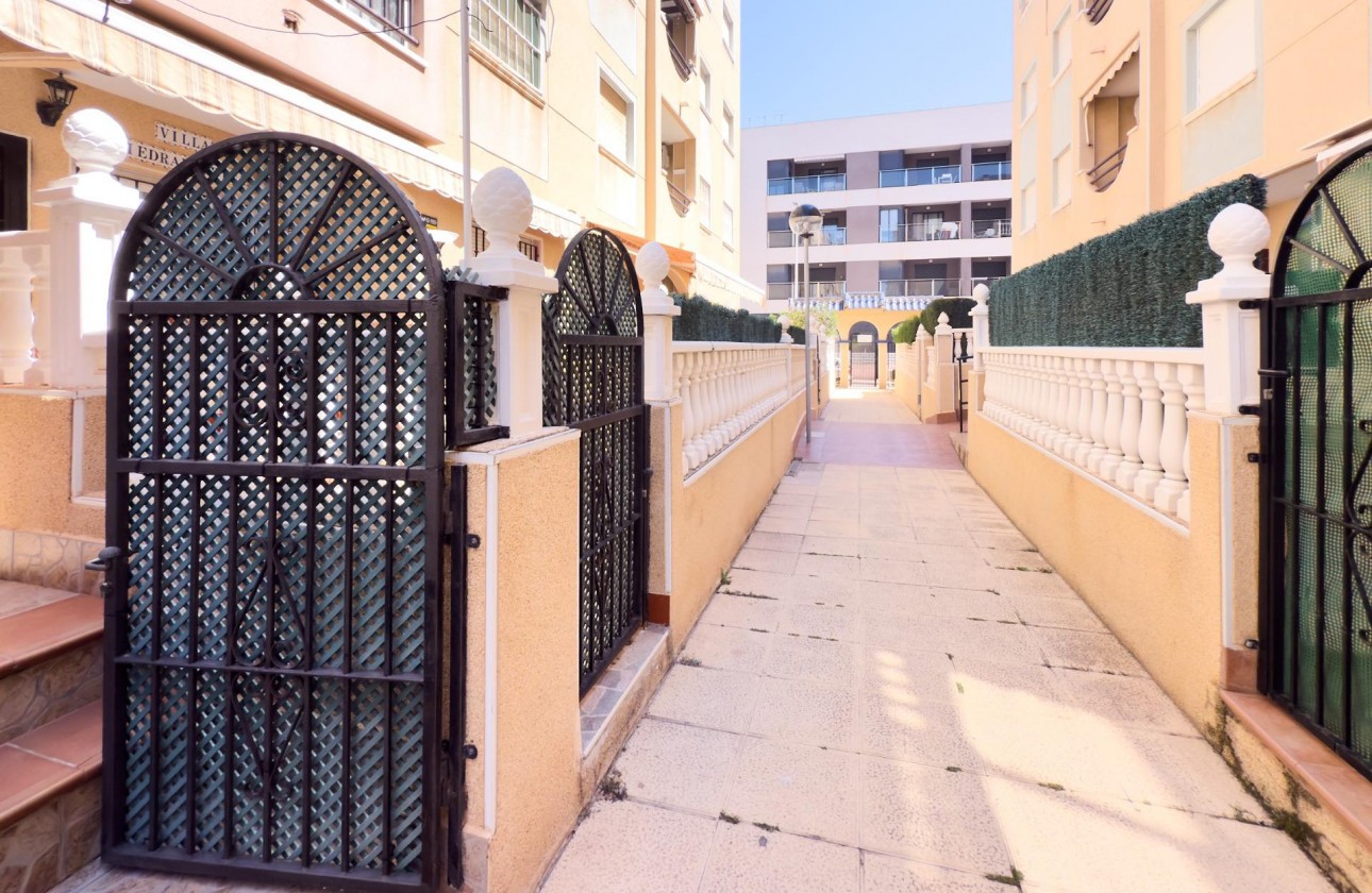 Revente - Appartement - Torrevieja - La Mata pueblo