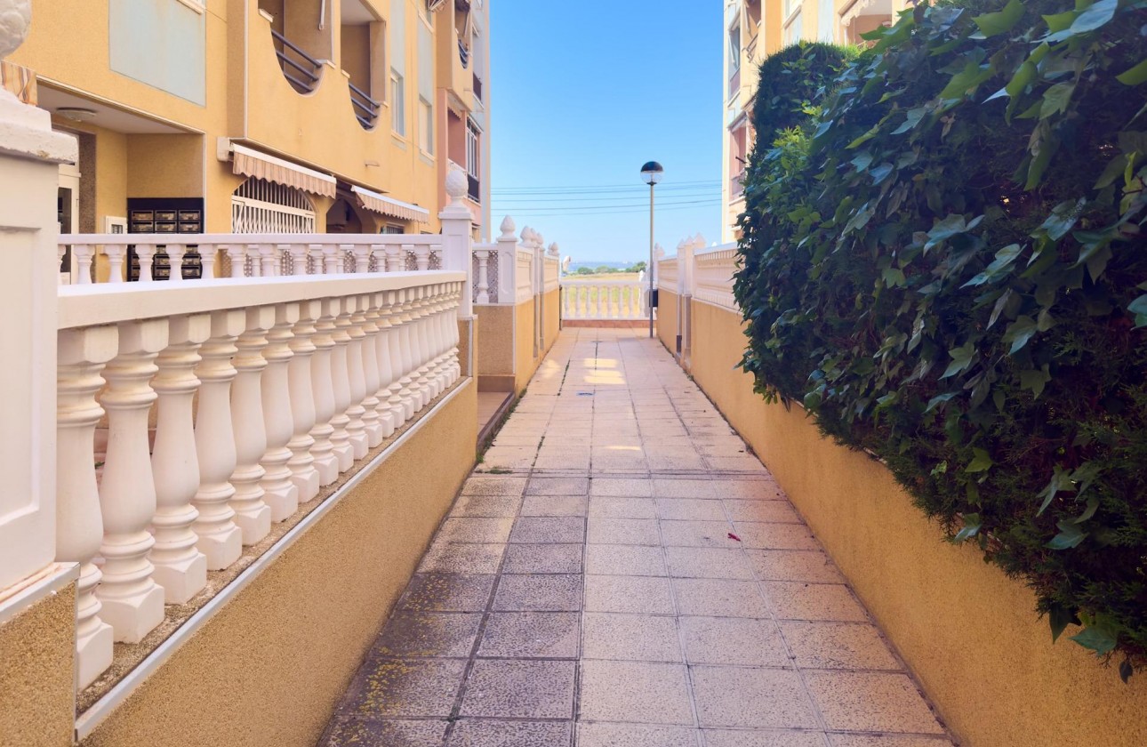 Revente - Appartement - Torrevieja - La Mata pueblo