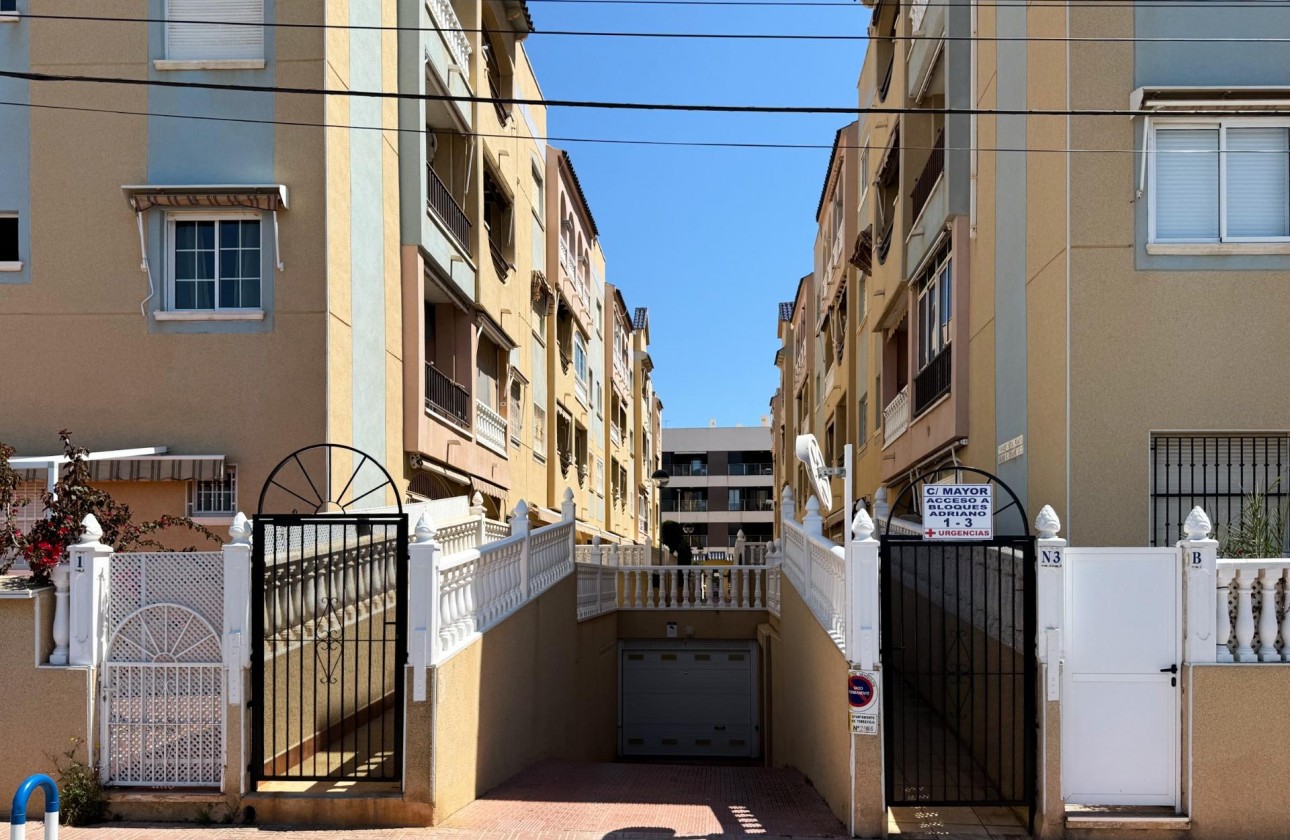 Revente - Appartement - Torrevieja - La Mata pueblo