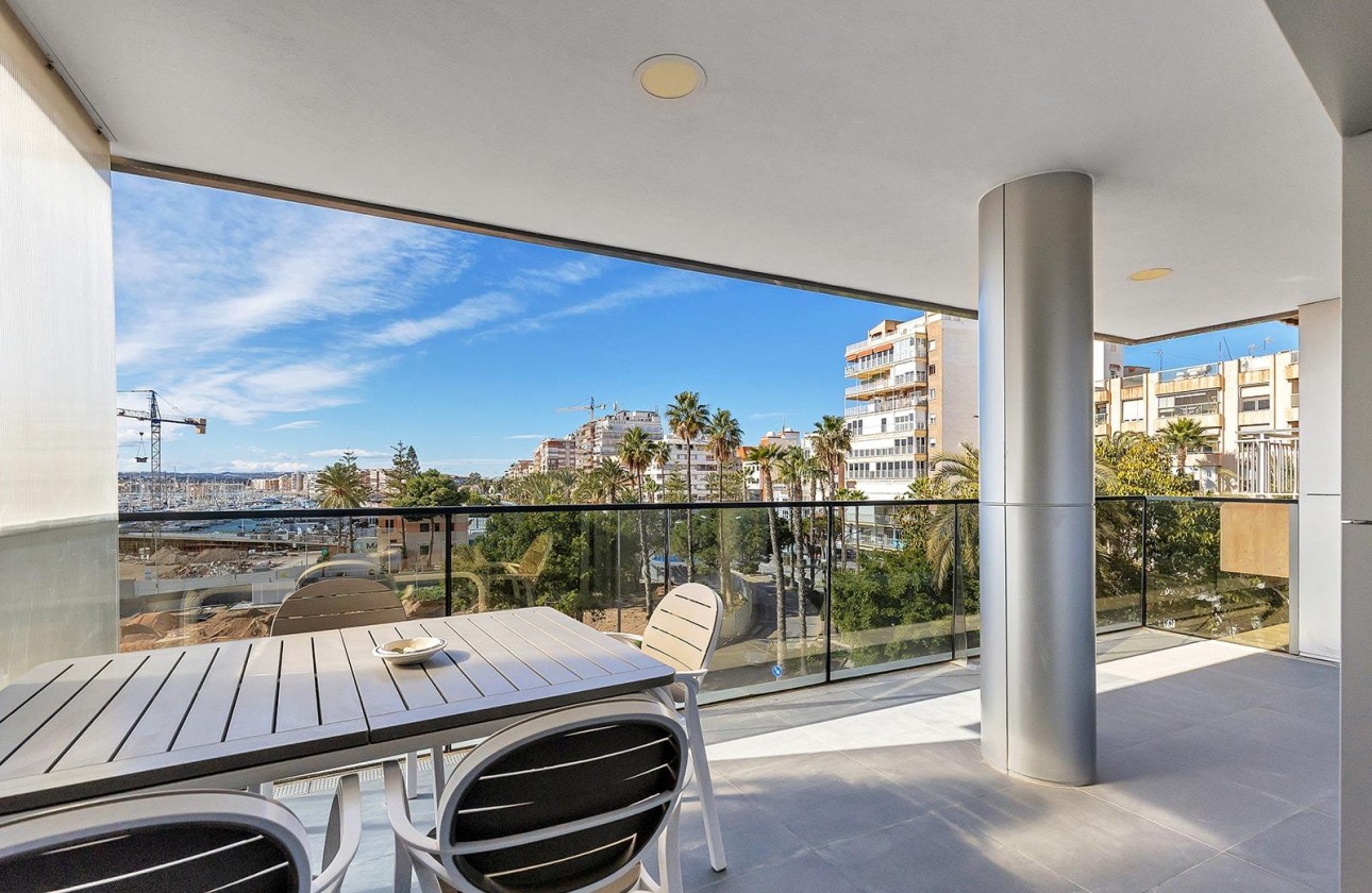 Revente - Appartement - Torrevieja - Paseo maritimo