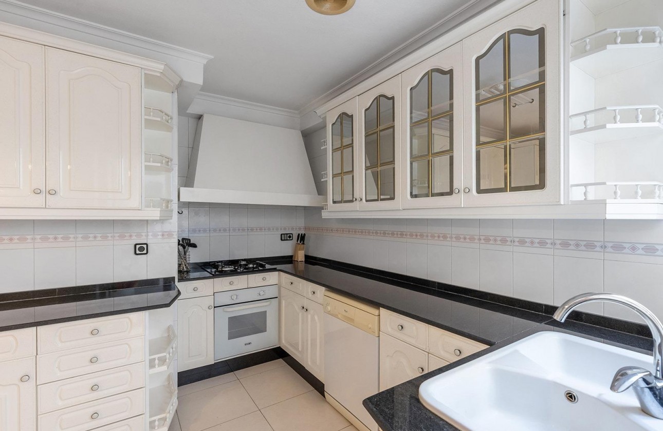 Revente - Appartement - Torrevieja - Paseo maritimo