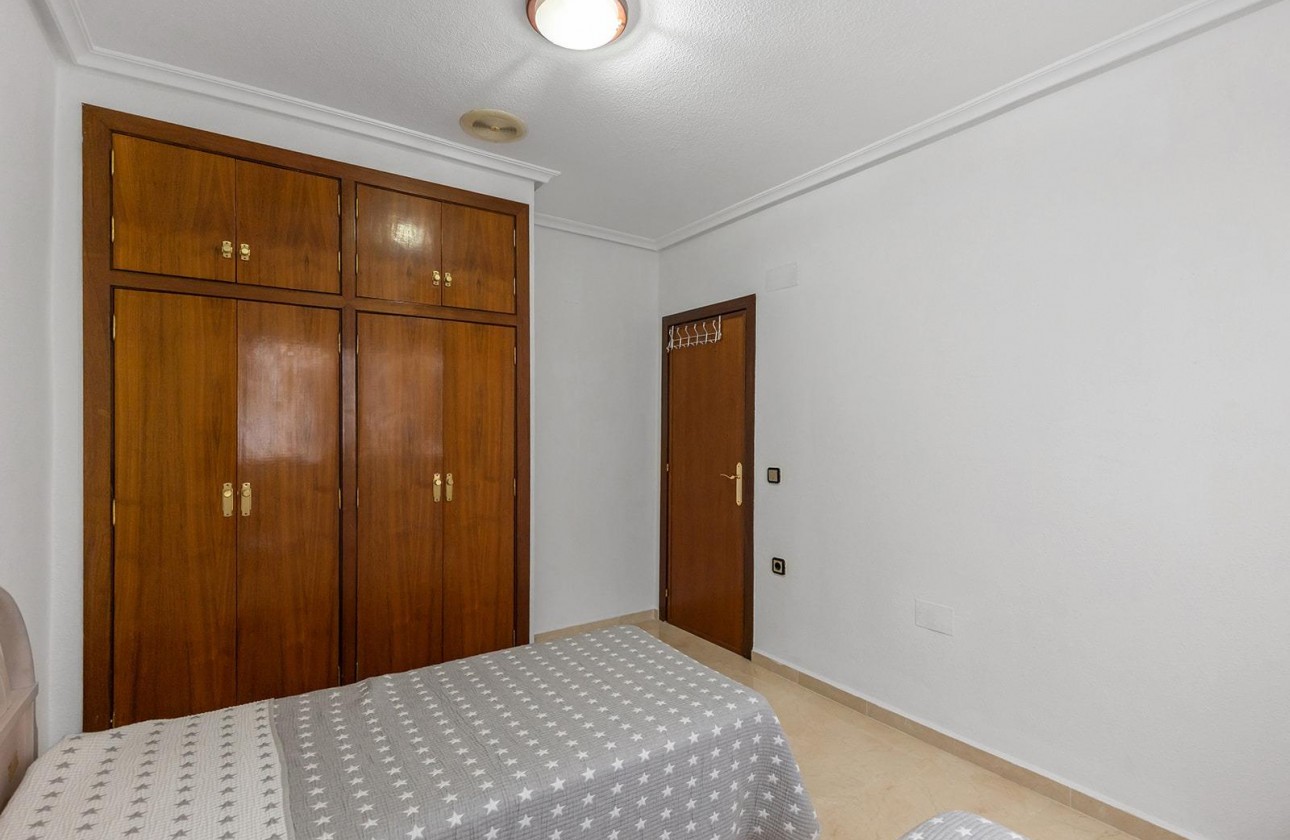 Revente - Appartement - Torrevieja - Paseo maritimo