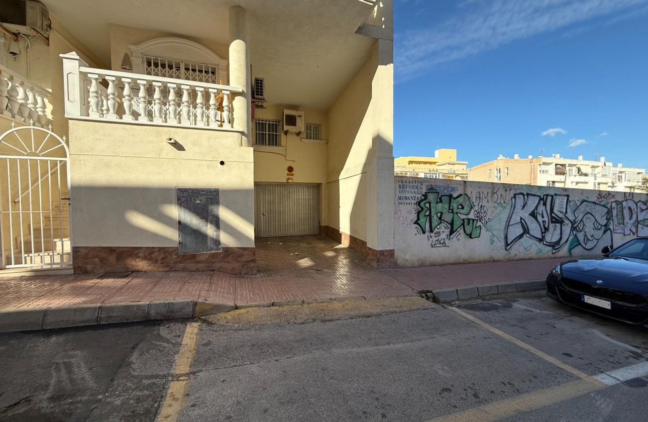 Long Term Rental - Garage - Torrevieja - Centro