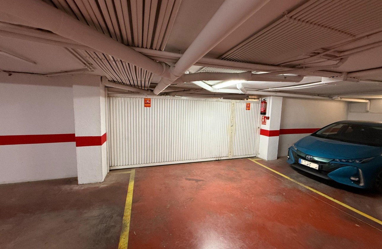 Long Term Rental - Garage - Torrevieja - Centro