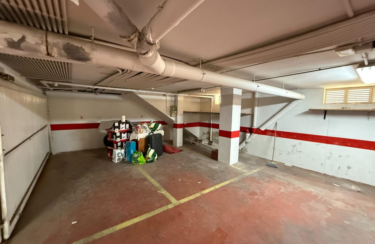 Long Term Rental - Garage - Torrevieja - Centro