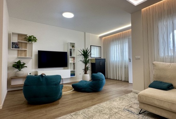 Reventa - Chalet - Orihuela Costa - La Florida