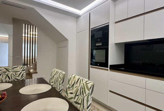 Reventa - Chalet - Orihuela Costa - La Florida