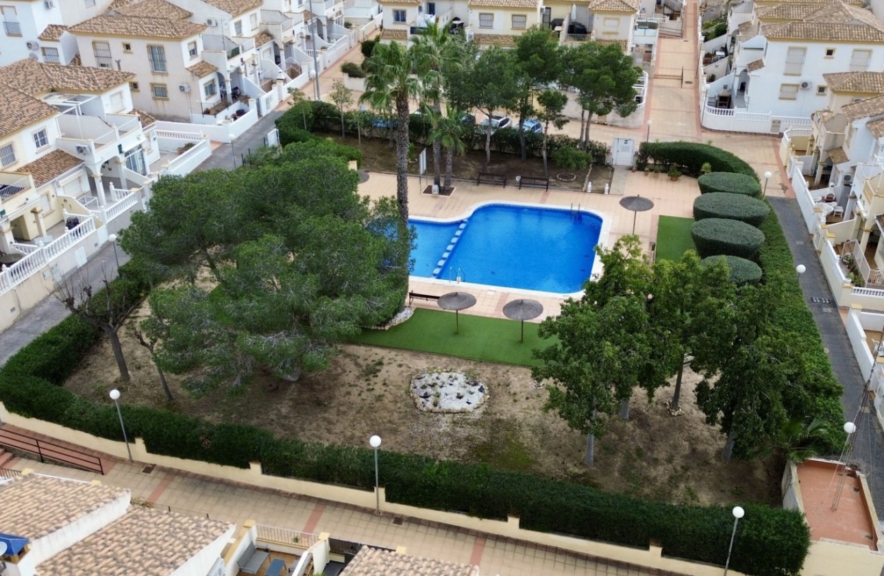 Reventa - Chalet - Orihuela Costa - La Florida