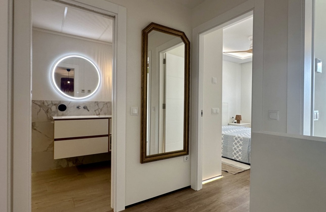 Reventa - Chalet - Orihuela Costa - La Florida