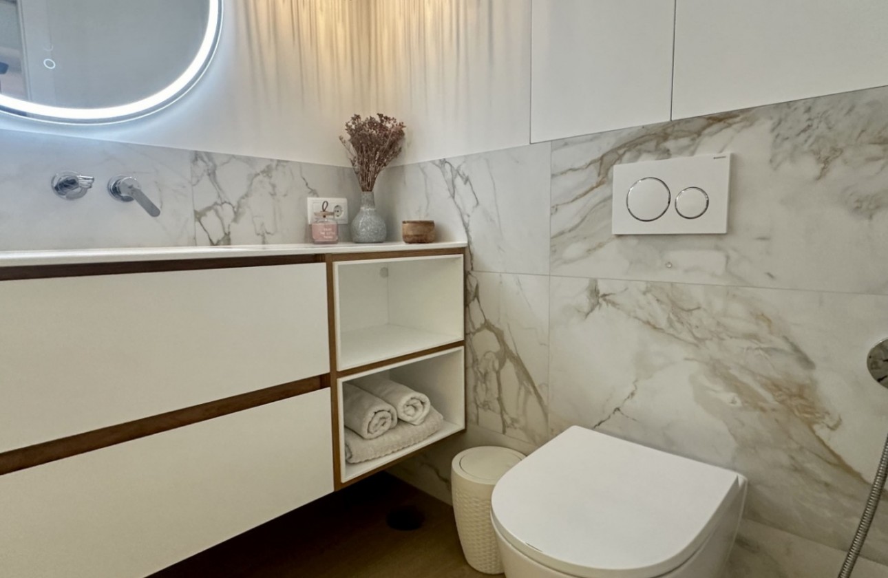 Reventa - Chalet - Orihuela Costa - La Florida