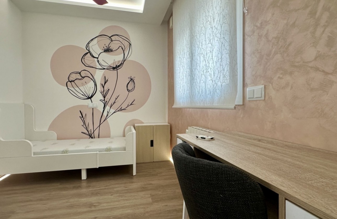 Reventa - Chalet - Orihuela Costa - La Florida