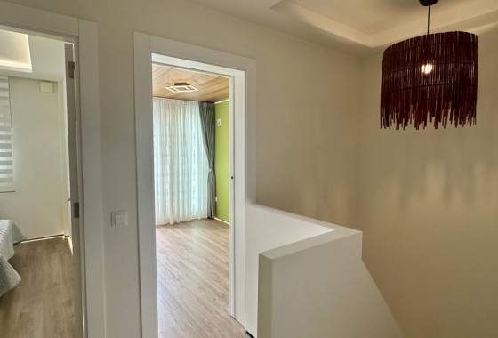 Reventa - Chalet - Orihuela Costa - La Florida