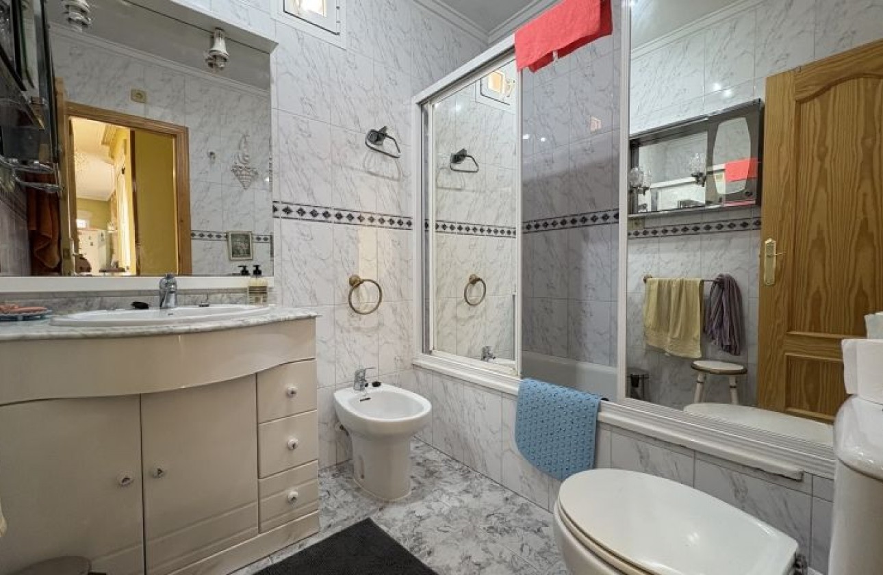 Reventa - Apartamento / piso - Torrevieja - torrevieja