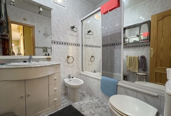 Reventa - Apartamento / piso - Torrevieja - torrevieja