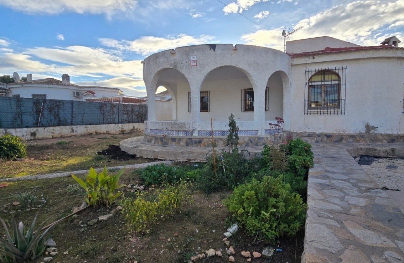 Revente - Villa - Torrevieja - El Chaparal