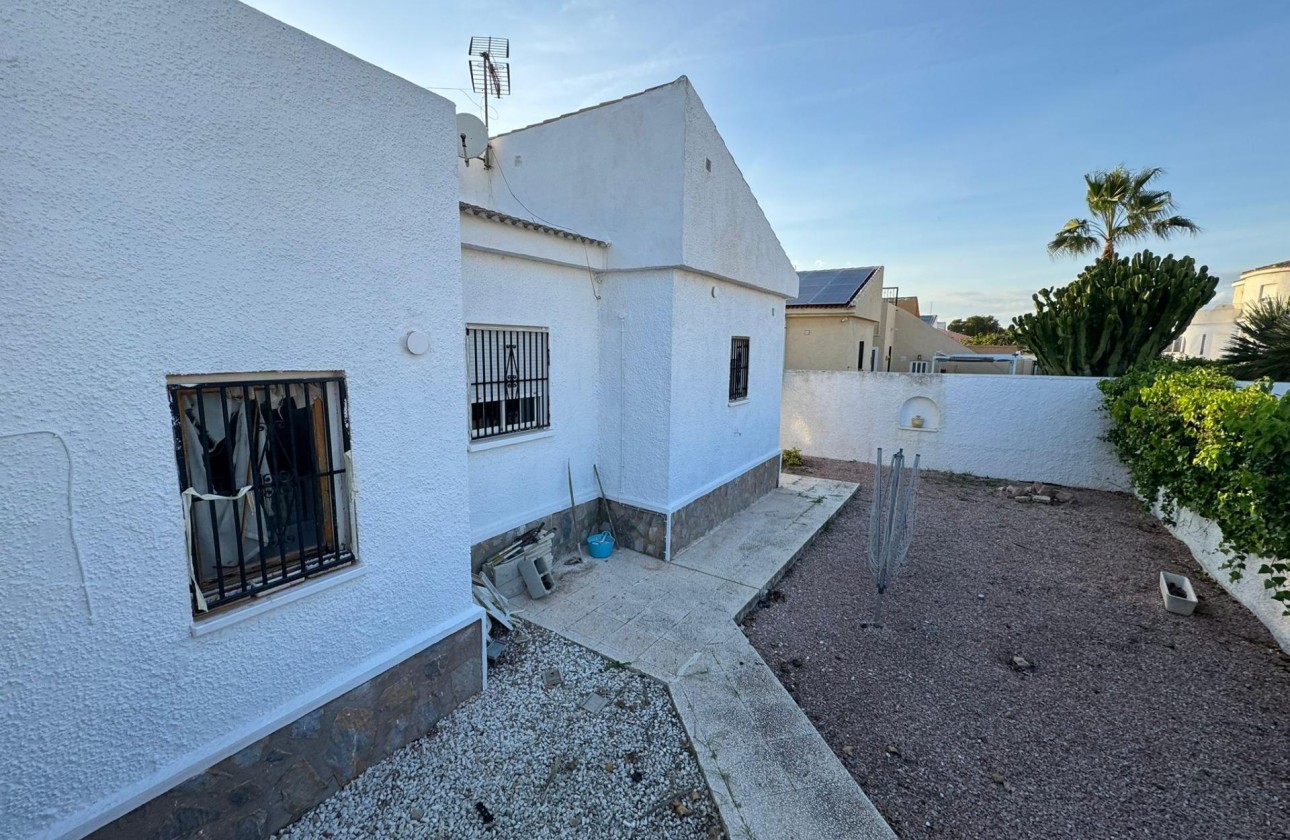 Reventa - Chalet - Torrevieja - San luis