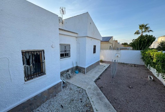 Reventa - Chalet - Torrevieja - San luis
