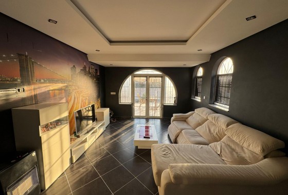 Reventa - Chalet - Torrevieja - San luis