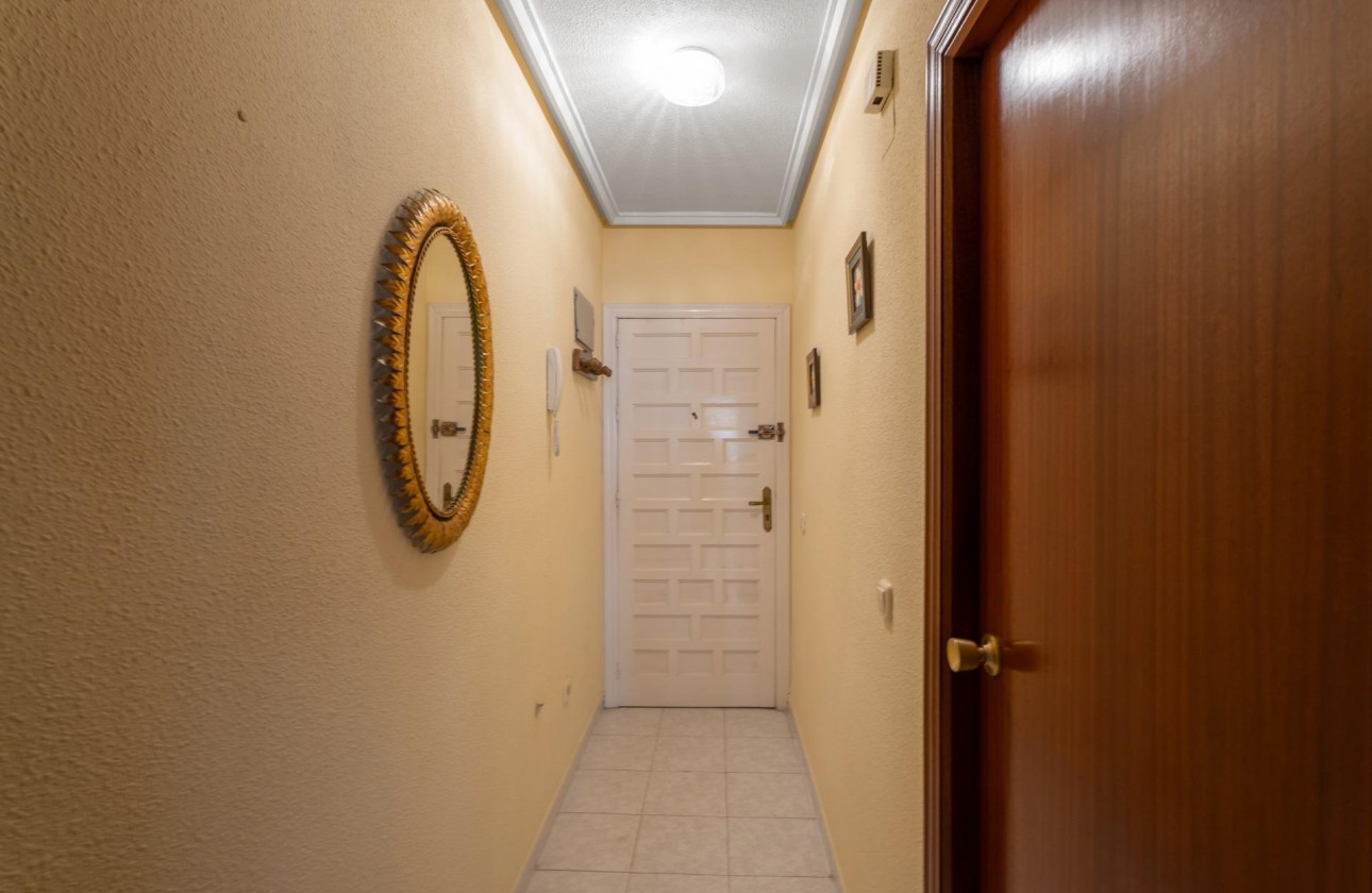 Revente - Appartement - Torrevieja - Centro