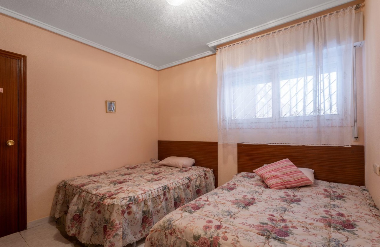 Revente - Appartement - Torrevieja - Centro