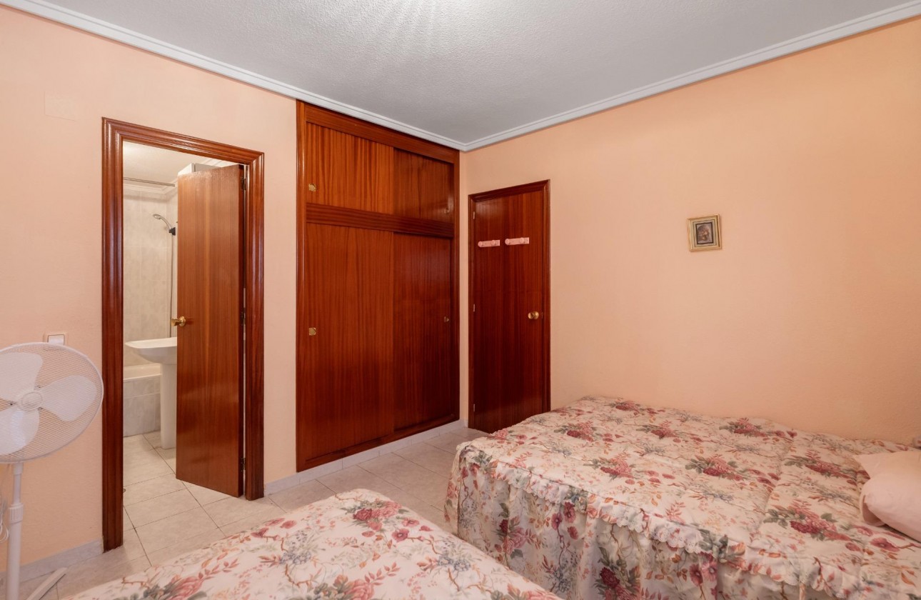 Revente - Appartement - Torrevieja - Centro