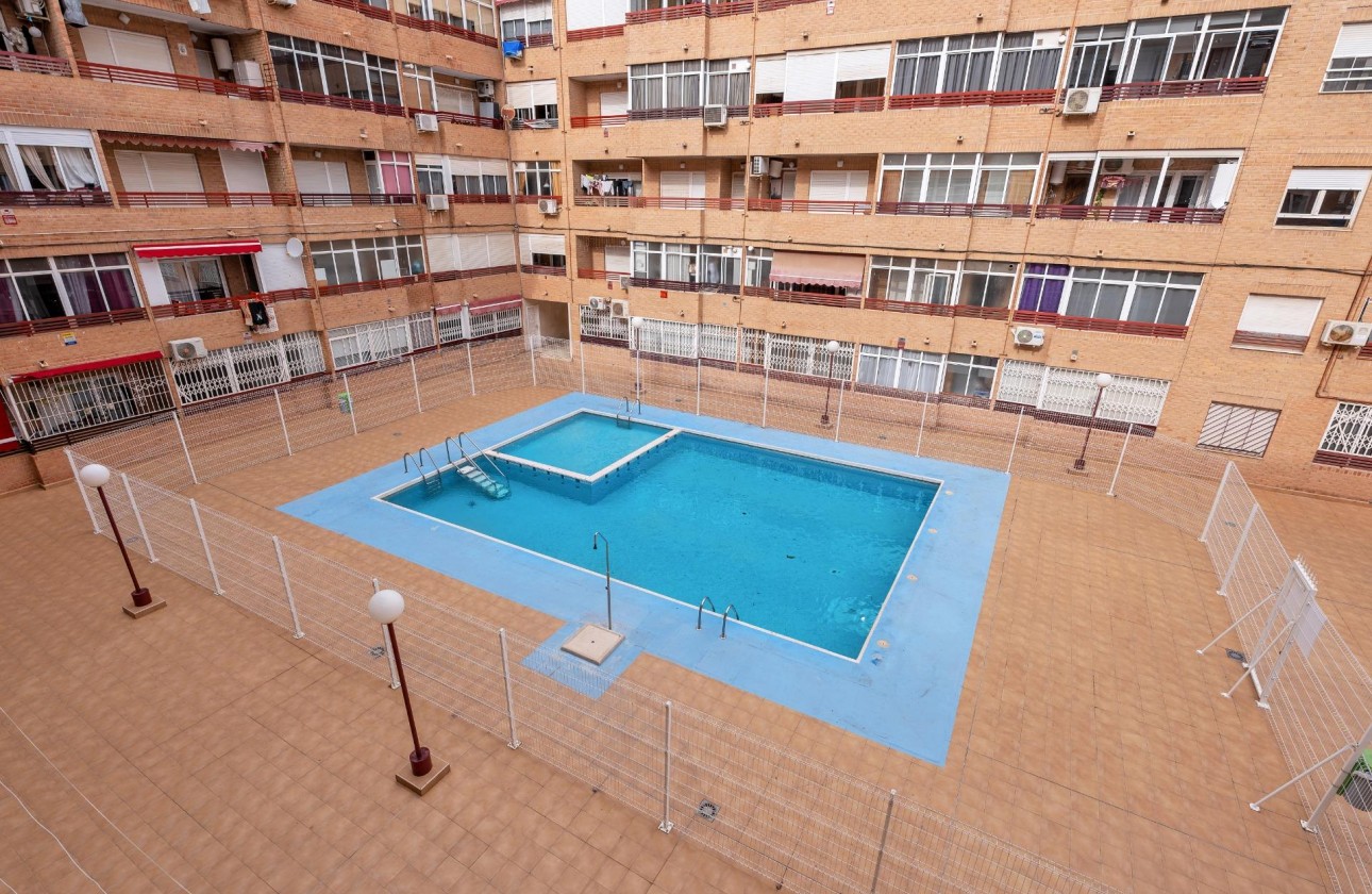 Revente - Appartement - Torrevieja - Centro