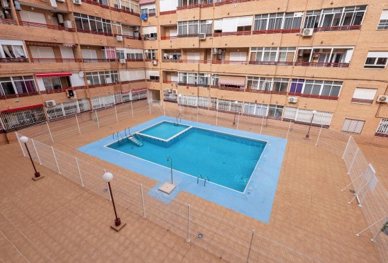 Revente - Appartement - Torrevieja - Centro