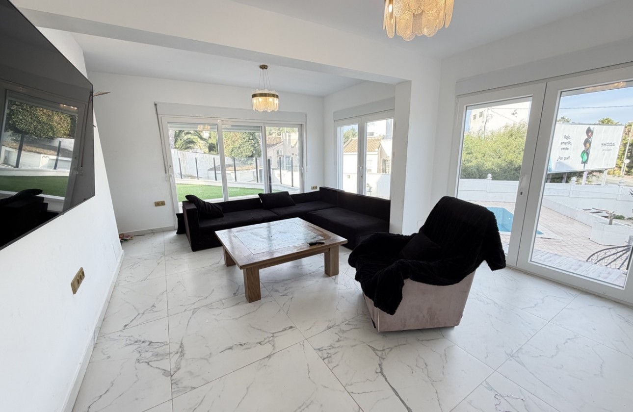 Revente - Villa - Villamartin