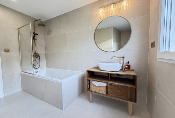 Revente - Villa - Villamartin