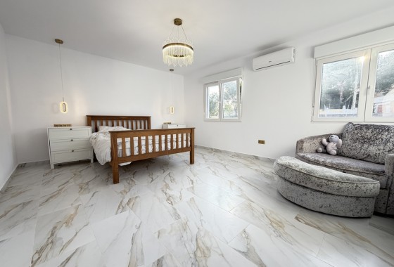 Revente - Villa - Villamartin