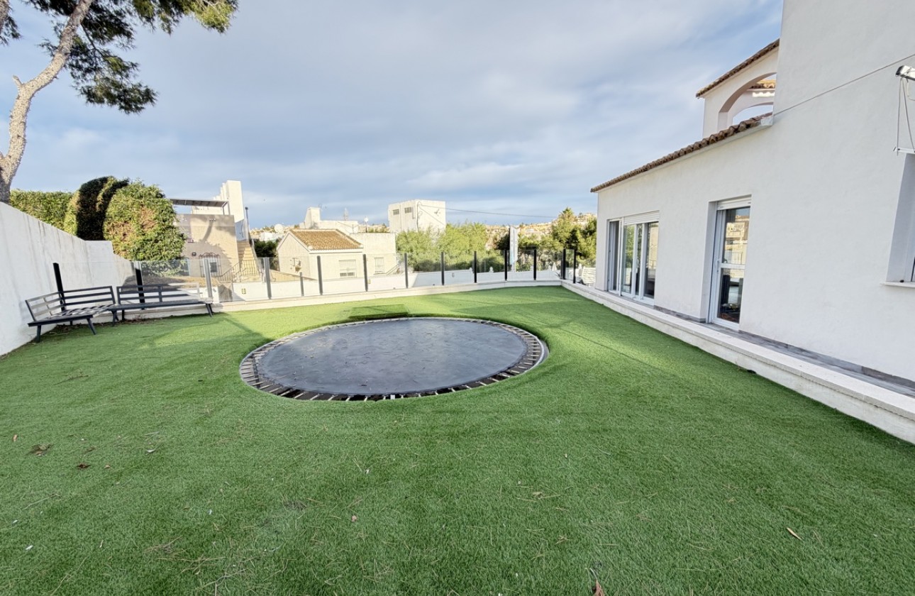 Revente - Villa - Villamartin