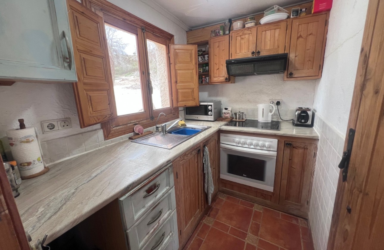 Resale - Country Property/Finca - Torremendo