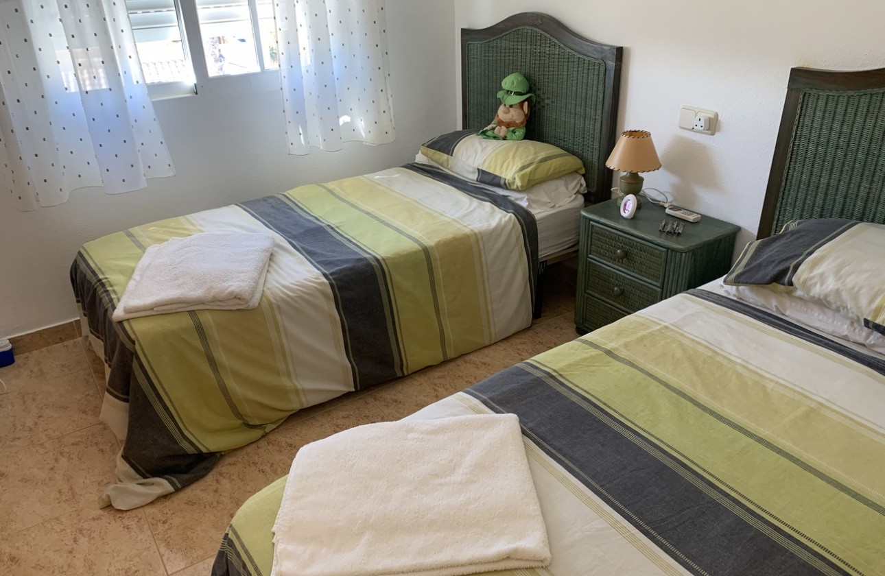 Revente - Villa - Villamartin, Orihuela Costa