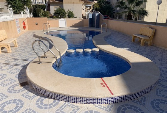 Revente - Villa - Villamartin, Orihuela Costa