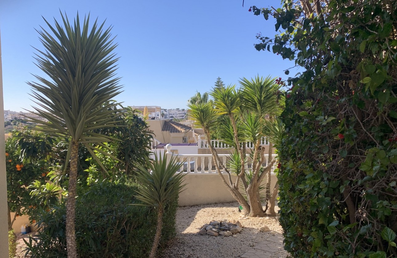 Revente - Villa - Villamartin, Orihuela Costa