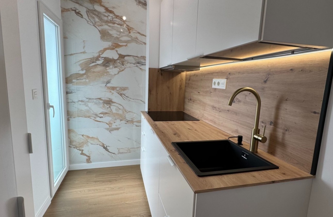 Reventa - Apartamento / piso - Orihuela Costa - Punta Prima