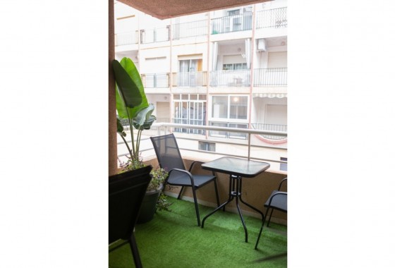 Resale - Apartment / flat - Torrevieja