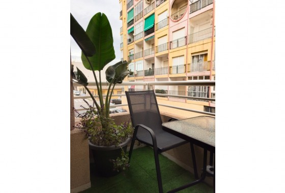 Resale - Apartment / flat - Torrevieja