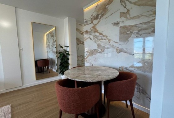 Reventa - Apartamento / piso - Torrevieja - Punta prima