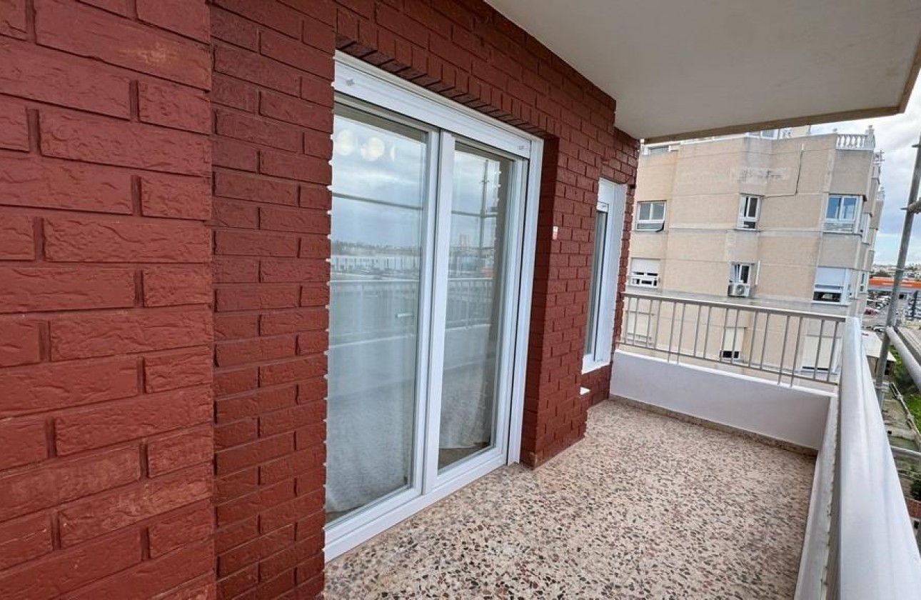Reventa - Apartamento / piso - Torrevieja - Punta prima