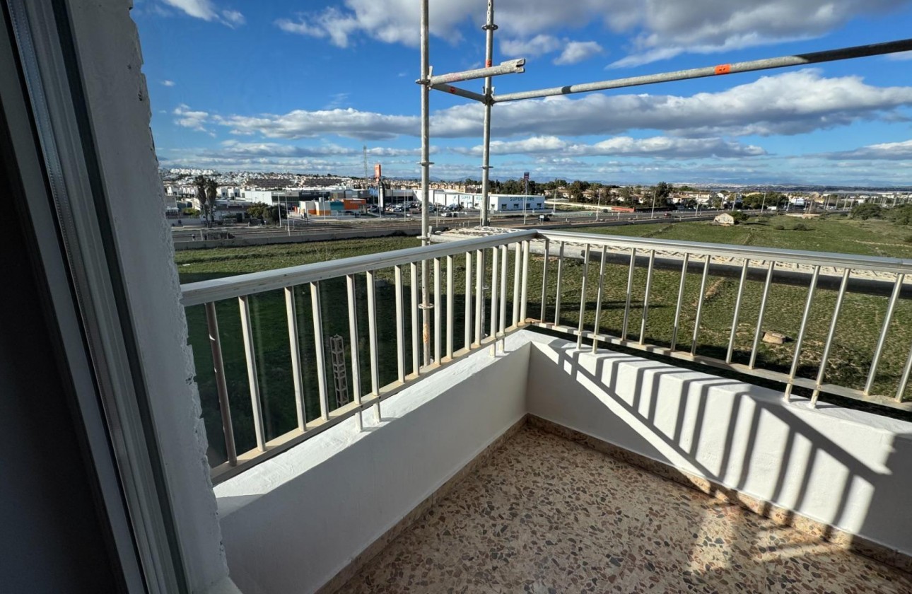 Reventa - Apartamento / piso - Torrevieja - Punta prima