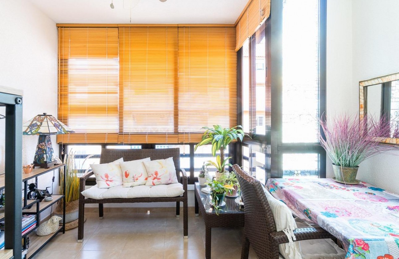 Revente - Appartement - Torrevieja - Centro