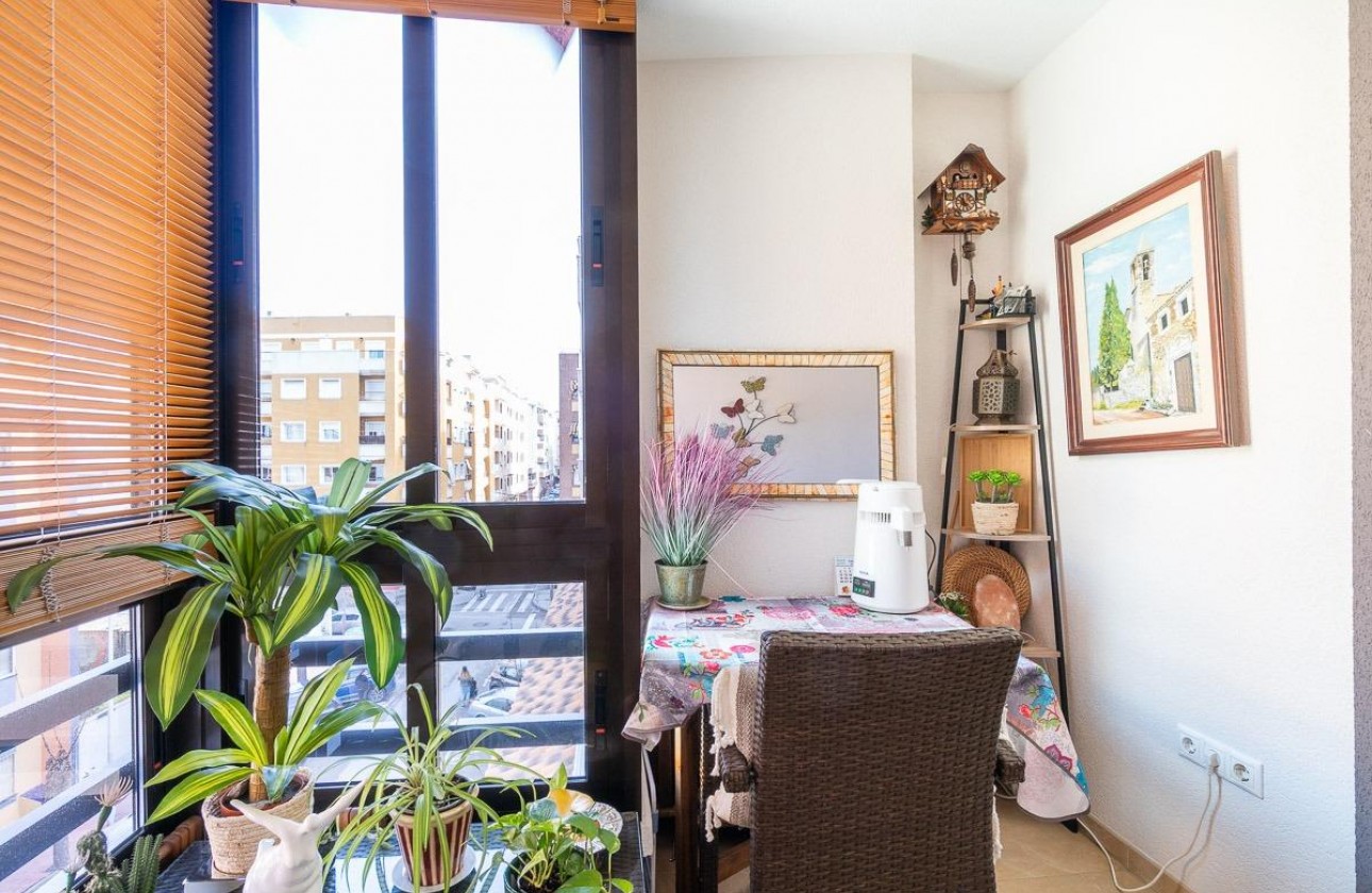 Revente - Appartement - Torrevieja - Centro