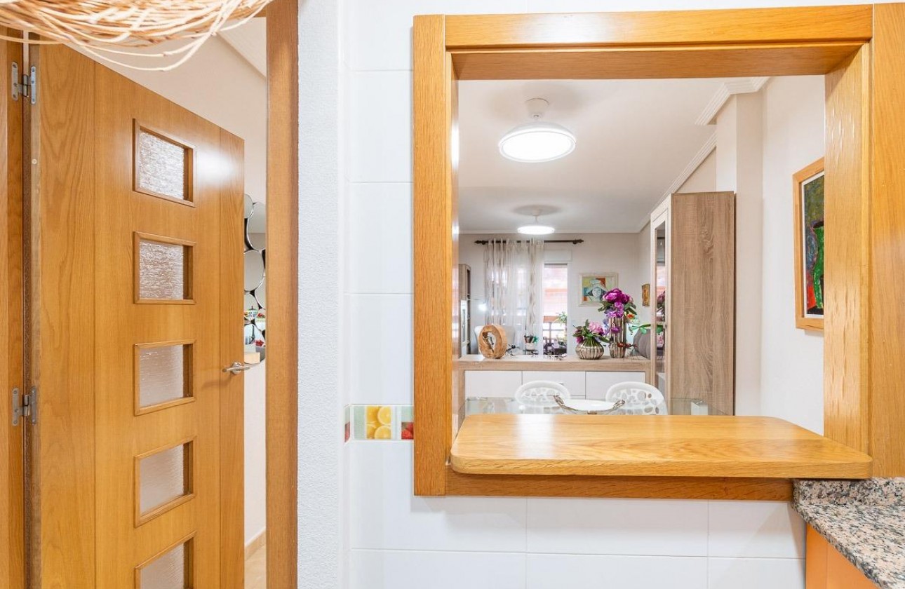 Revente - Appartement - Torrevieja - Centro