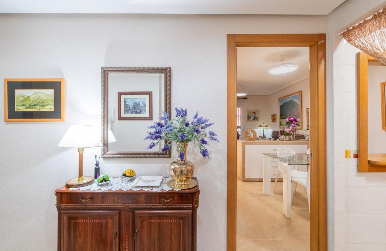 Revente - Appartement - Torrevieja - Centro